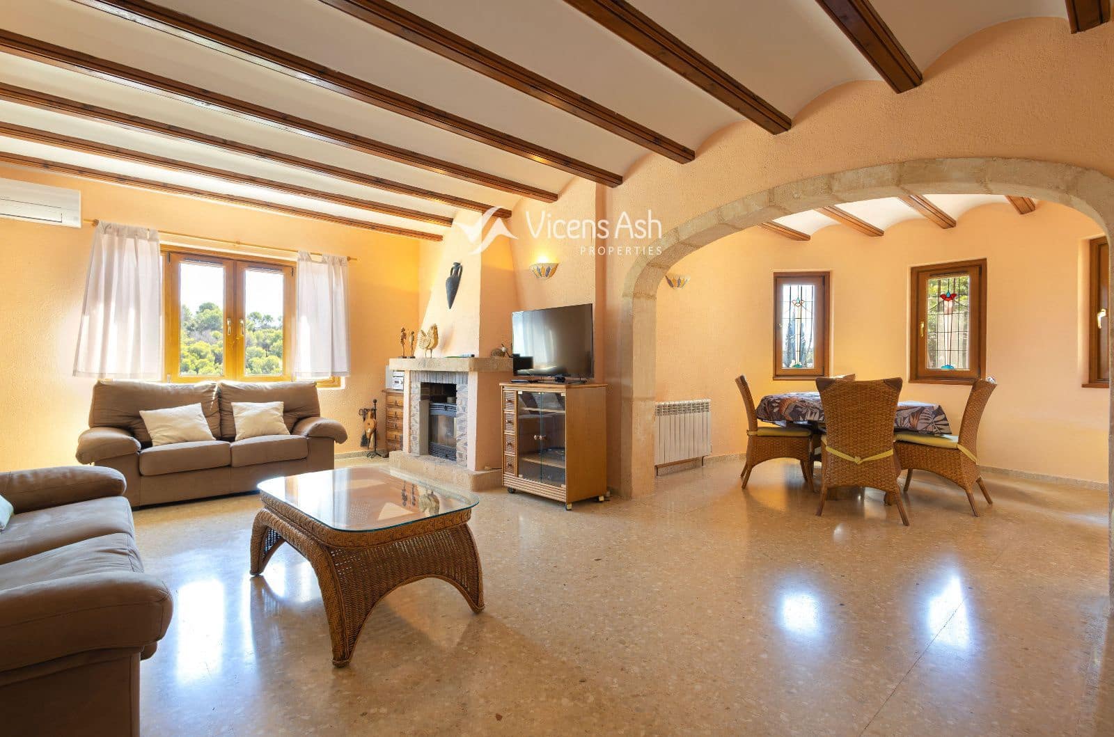 Chalet de 3 habitaciones en Javea / Xàbia en venta con piscina garaje - 545.000 € (Ref: 10111888)