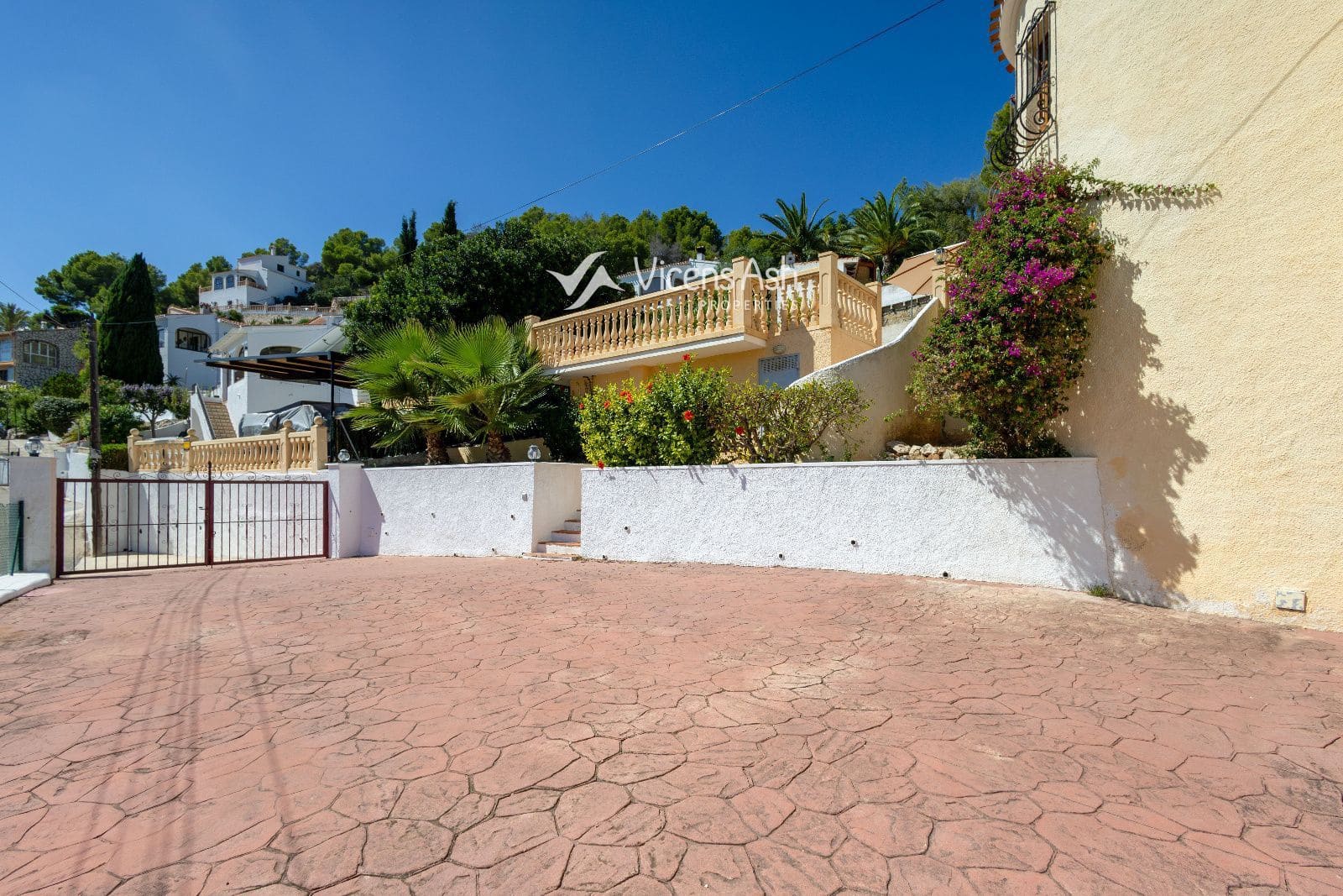 Chalet de 3 habitaciones en Javea / Xàbia en venta con piscina garaje - 545.000 € (Ref: 10111888)