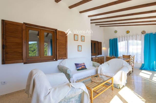 Chalet de 3 habitaciones en Partides comunes - Adsubia, Javea / Xàbia en venta con piscina garaje - 545.000 € (Ref: 10111888)