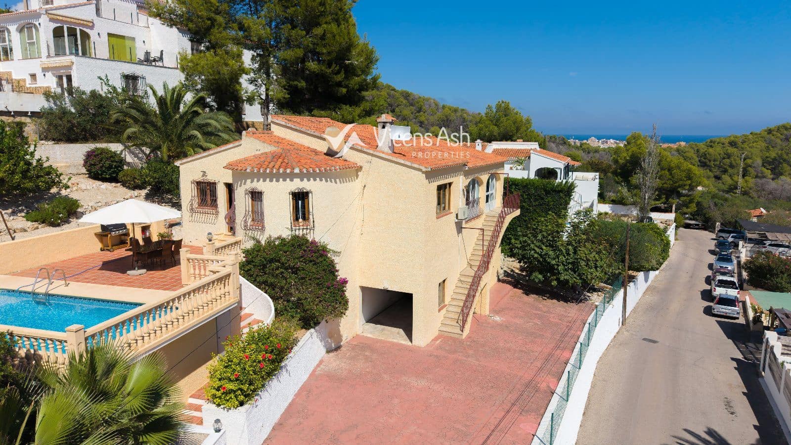 Chalet de 3 habitaciones en Javea / Xàbia en venta con piscina garaje - 545.000 € (Ref: 10111888)