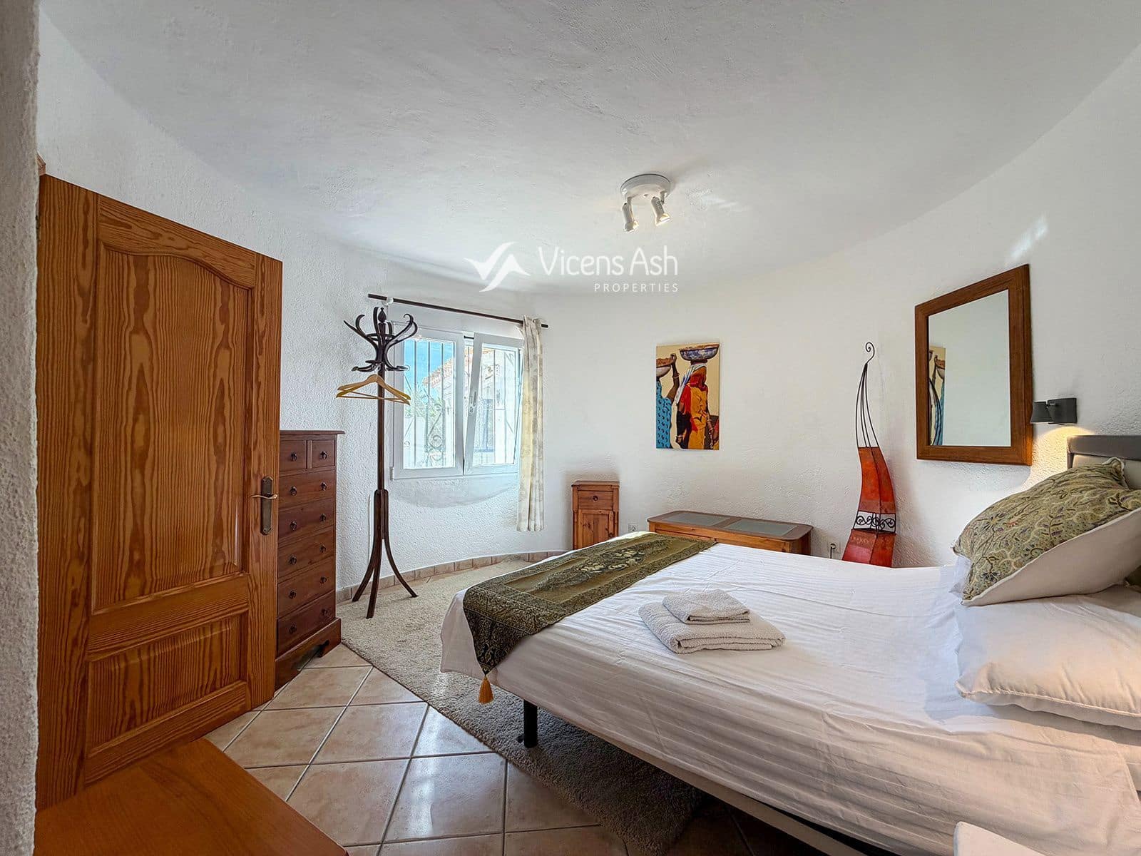 4 bedroom Villa for sale in Adsubia with pool garage - € 880,000 (Ref: 10158480)