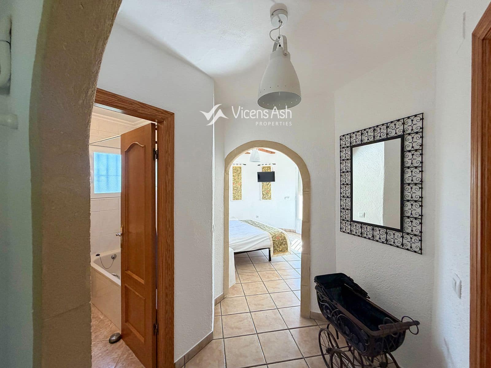 4 bedroom Villa for sale in Adsubia with pool garage - € 880,000 (Ref: 10158480)