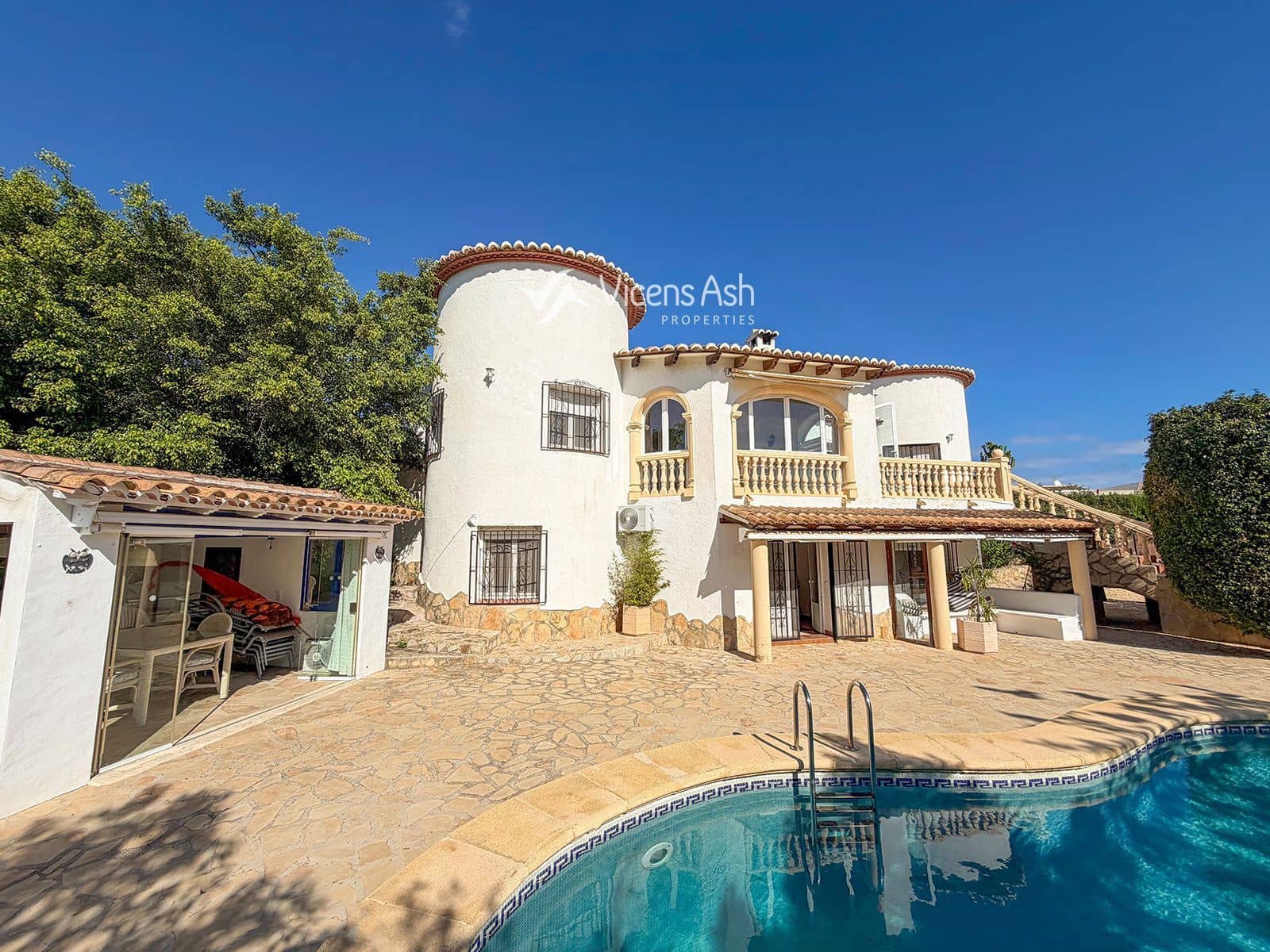 4 bedroom Villa for sale in Adsubia with pool garage - € 880,000 (Ref: 10158480)