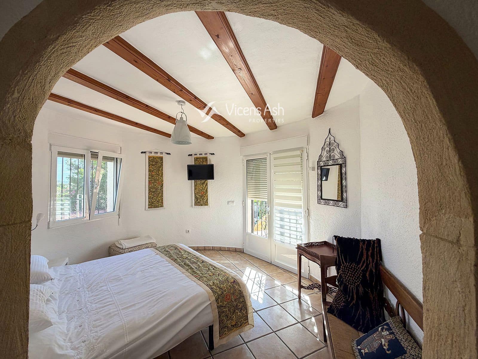 4 bedroom Villa for sale in Adsubia with pool garage - € 880,000 (Ref: 10158480)