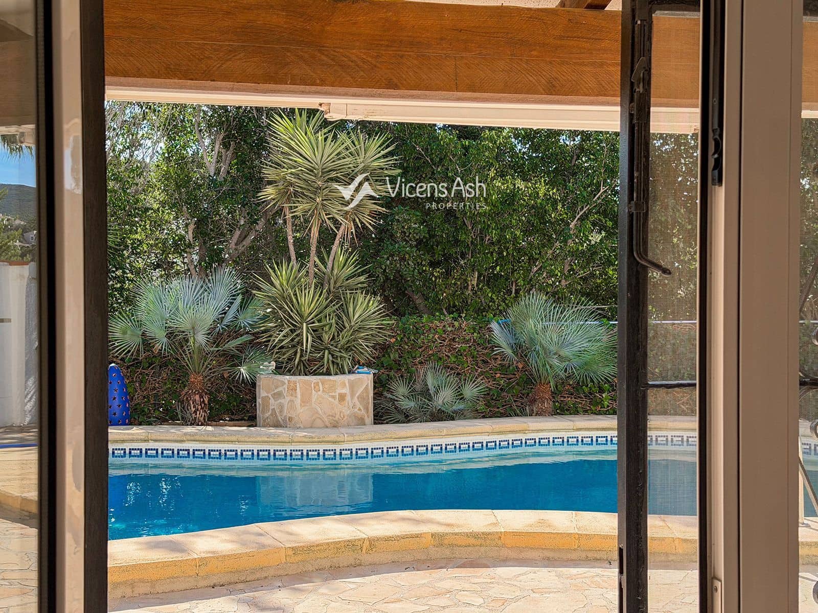 4 bedroom Villa for sale in Adsubia with pool garage - € 880,000 (Ref: 10158480)