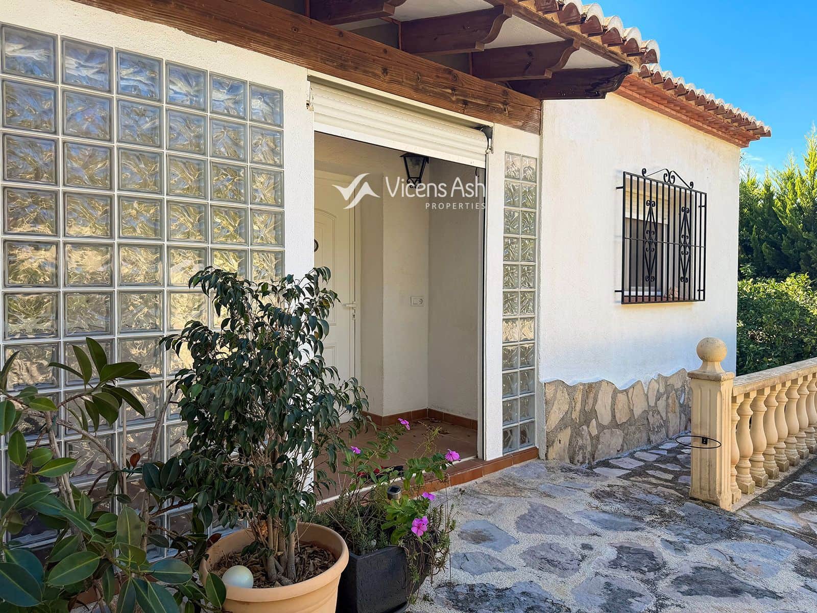 4 bedroom Villa for sale in Adsubia with pool garage - € 880,000 (Ref: 10158480)
