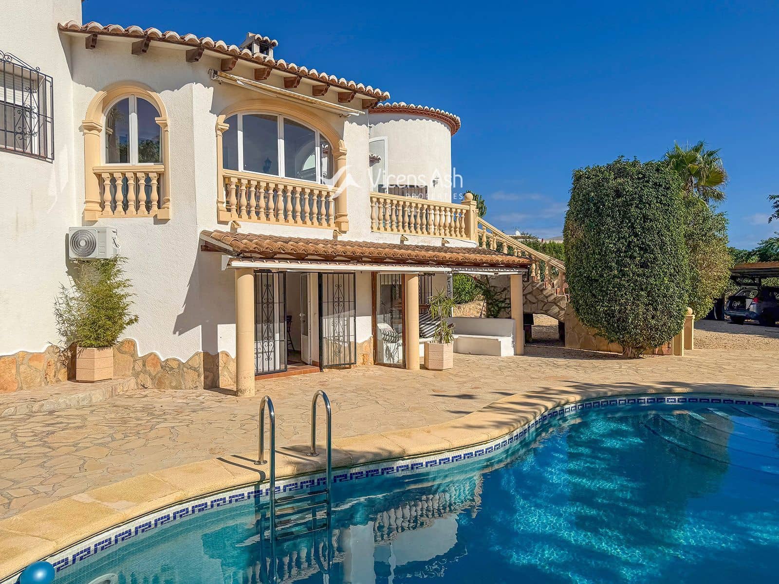 4 bedroom Villa for sale in Adsubia with pool garage - € 880,000 (Ref: 10158480)