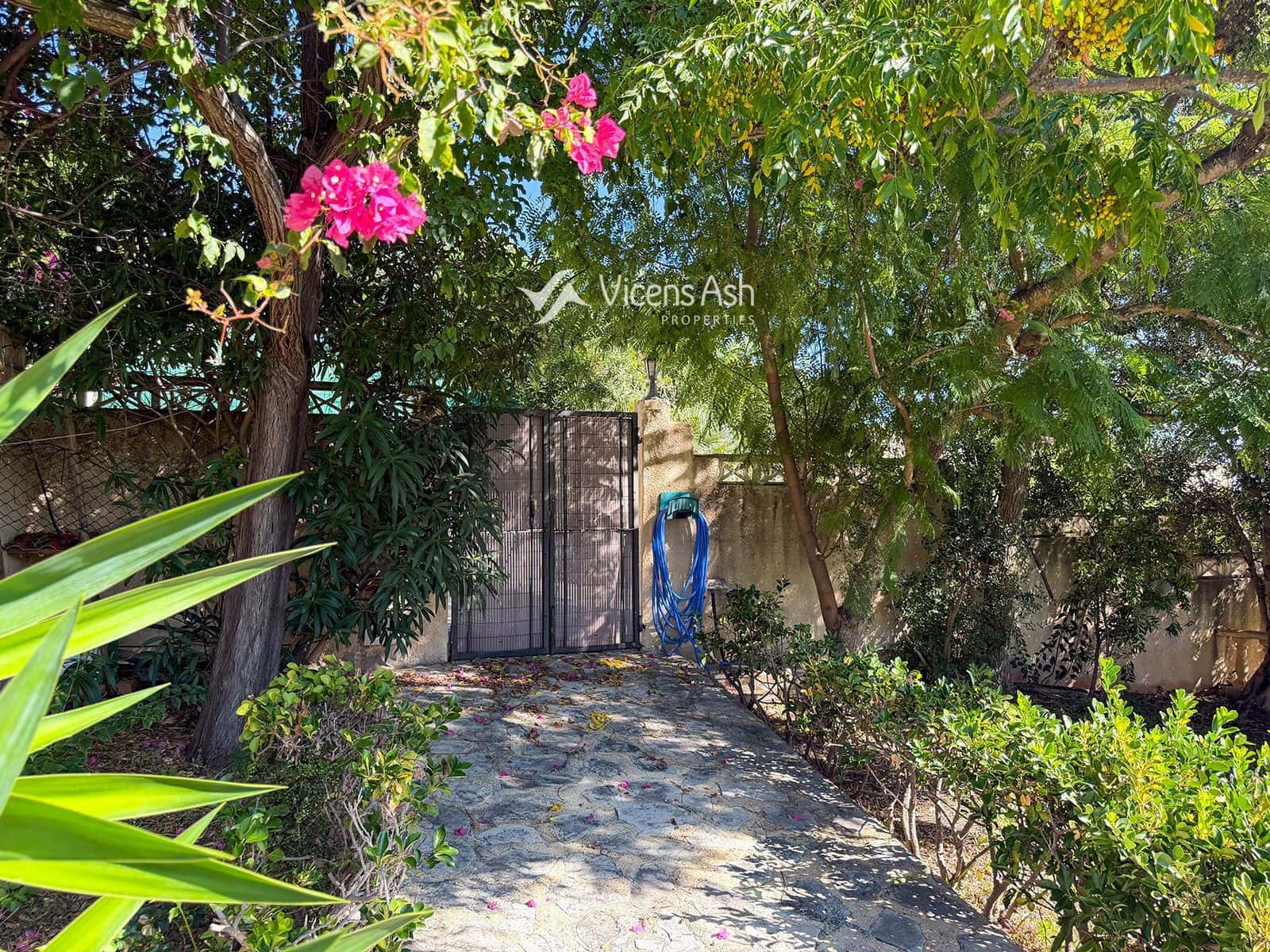4 bedroom Villa for sale in Adsubia with pool garage - € 880,000 (Ref: 10158480)