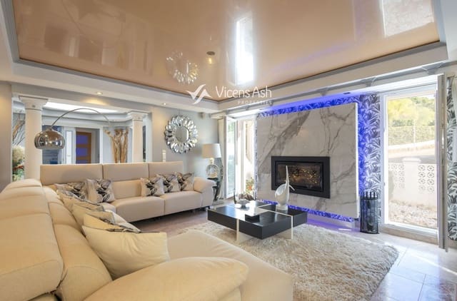 4 soverom Villa til salgs i Partides comunes - Adsubia, Javea / Xàbia med svømmebasseng garasje - € 940 000 (Ref: 10167148)