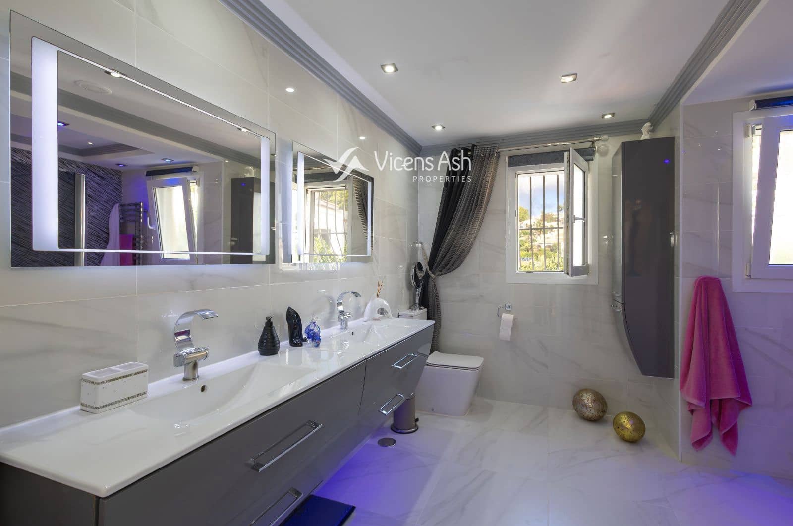 4 soverom Villa til salgs i Javea / Xabia med svømmebasseng garasje - € 940 000 (Ref: 10167148)