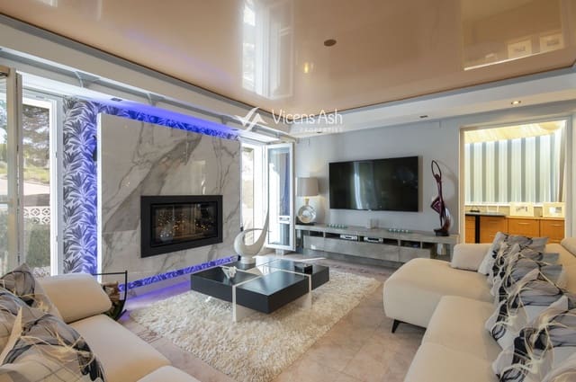 4 soverom Villa til salgs i Partides comunes - Adsubia, Javea / Xàbia med svømmebasseng garasje - € 940 000 (Ref: 10167148)