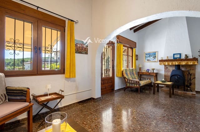 3 soverom Villa til salgs i Partides comunes - Adsubia, Javea / Xàbia med garasje - € 400 000 (Ref: 10167149)