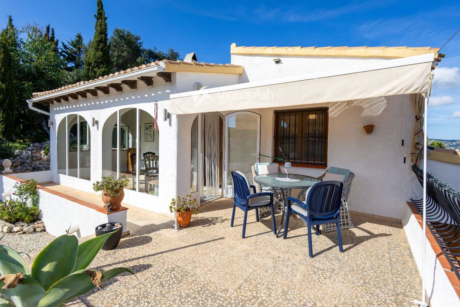 Chalet de 3 habitaciones en Javea / Xàbia en venta con garaje - 400.000 € (Ref: 10167149)
