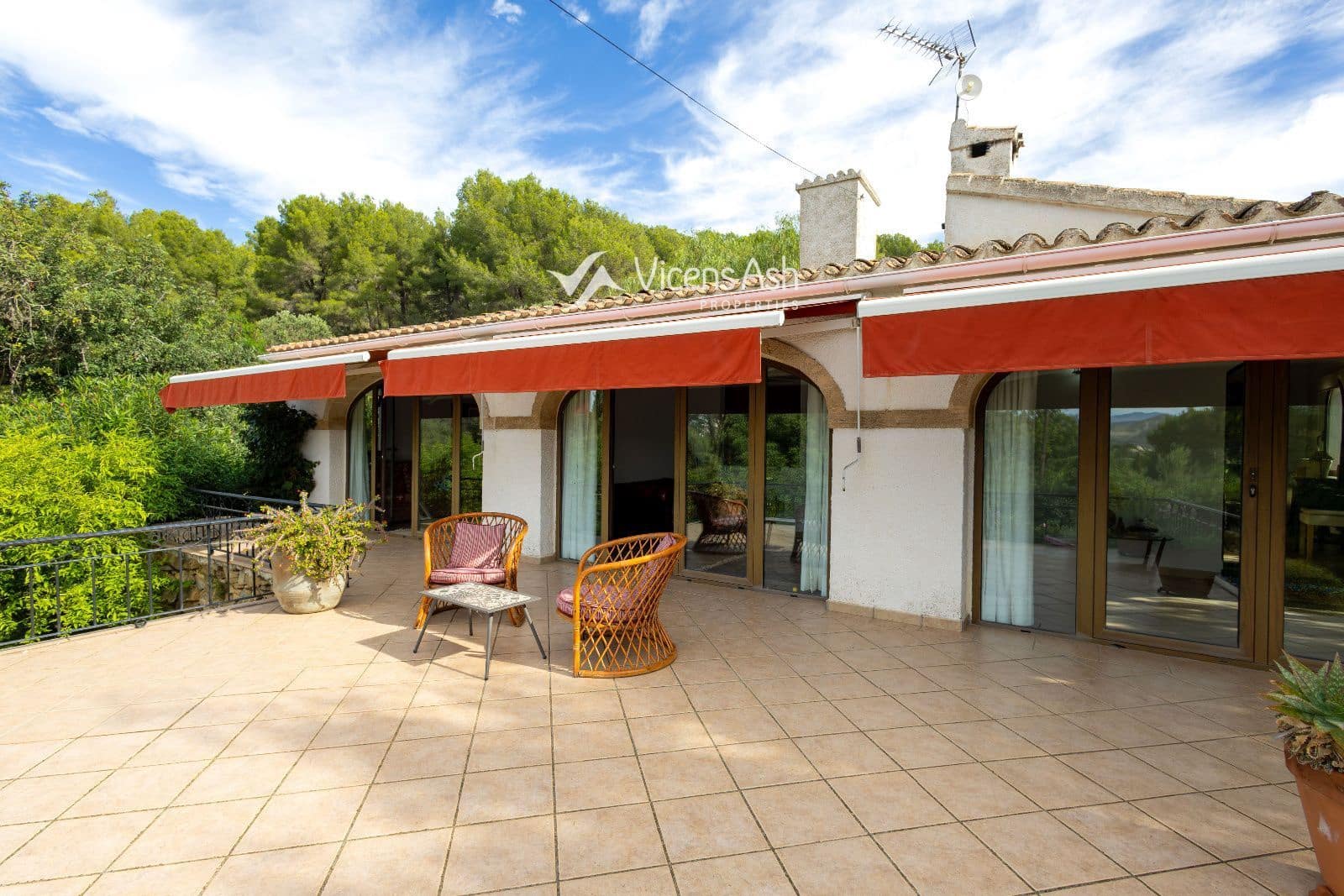 3 soveværelse Villa til salg i Jesus Pobre med swimmingpool garage - € 695.000 (Ref: 10183532)