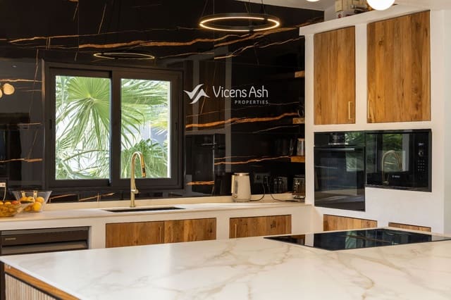 6 chambre Villa/Maison à vendre à Adsubia, Javea / Xàbia avec piscine garage - 1 525 000 € (Ref: 10186233)