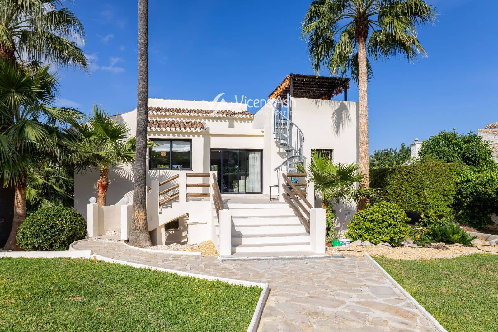 6 chambre Villa/Maison à vendre à Adsubia avec piscine garage - 1 525 000 € (Ref: 10186233)