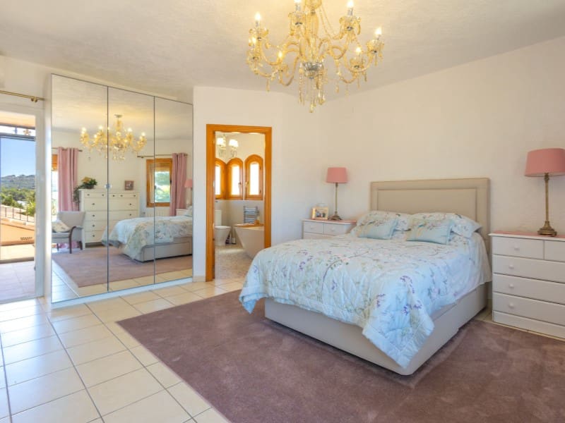 5 chambre Villa/Maison à vendre à Javea / Xabia avec piscine - 1 300 000 € (Ref: 8986263)