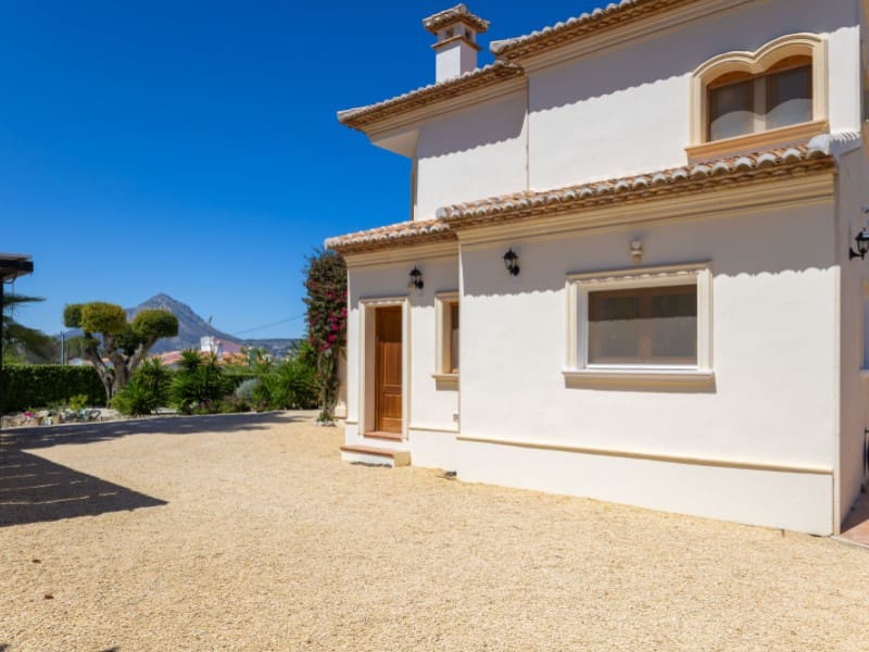 5 chambre Villa/Maison à vendre à Javea / Xabia avec piscine - 1 300 000 € (Ref: 8986263)