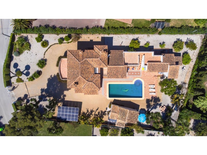 5 chambre Villa/Maison à vendre à Javea / Xabia avec piscine - 1 300 000 € (Ref: 8986263)