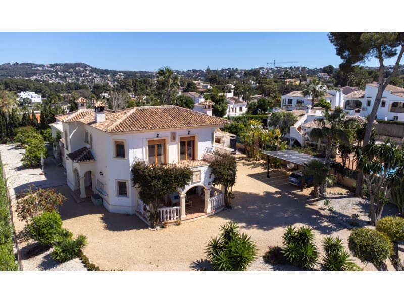 5 chambre Villa/Maison à vendre à Javea / Xabia avec piscine - 1 300 000 € (Ref: 8986263)