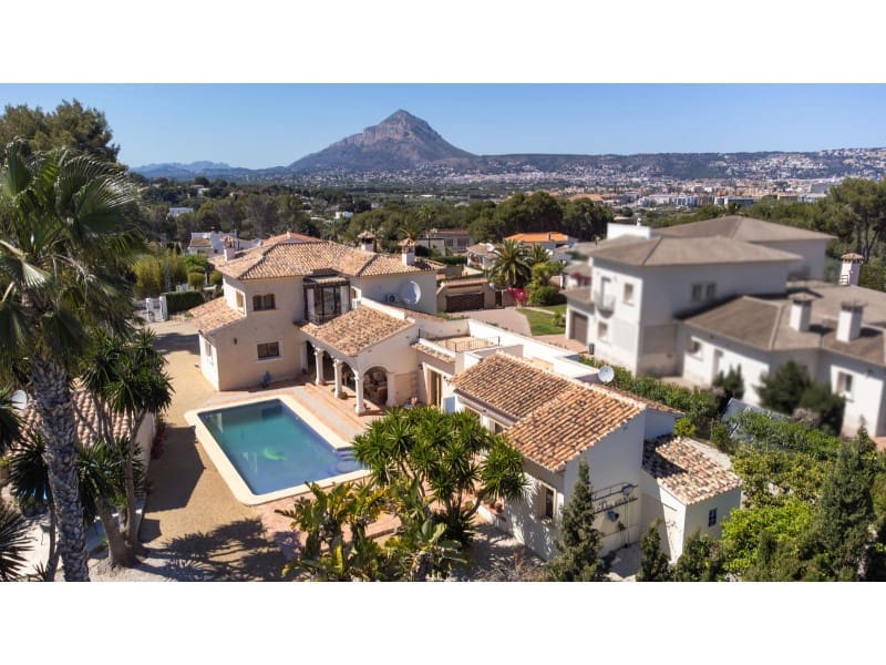 5 chambre Villa/Maison à vendre à Javea / Xabia avec piscine - 1 300 000 € (Ref: 8986263)