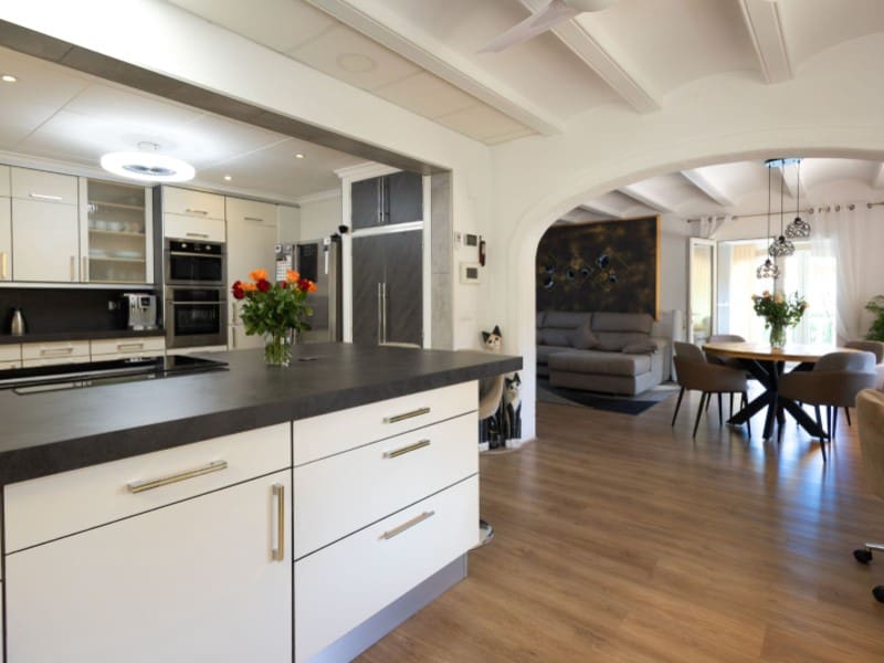 4 makuuhuone Huvila myytävänä paikassa Javea / Xabia mukana uima-altaan 
autotalli - 699 000 € (Ref: 8986270)