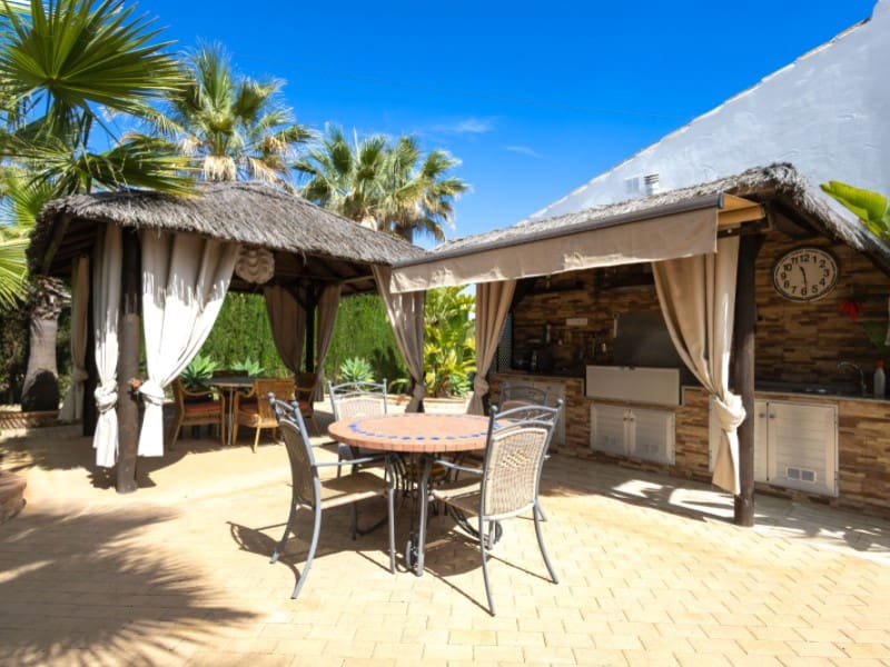 4 makuuhuone Huvila myytävänä paikassa Javea / Xabia mukana uima-altaan 
autotalli - 699 000 € (Ref: 8986270)