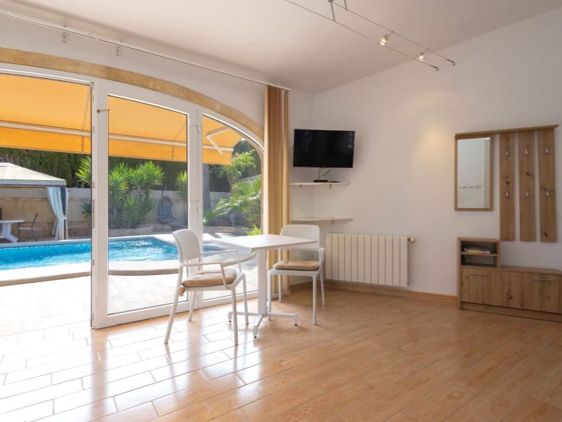 4 makuuhuone Huvila myytävänä paikassa Javea / Xabia mukana uima-altaan 
autotalli - 699 000 € (Ref: 8986270)