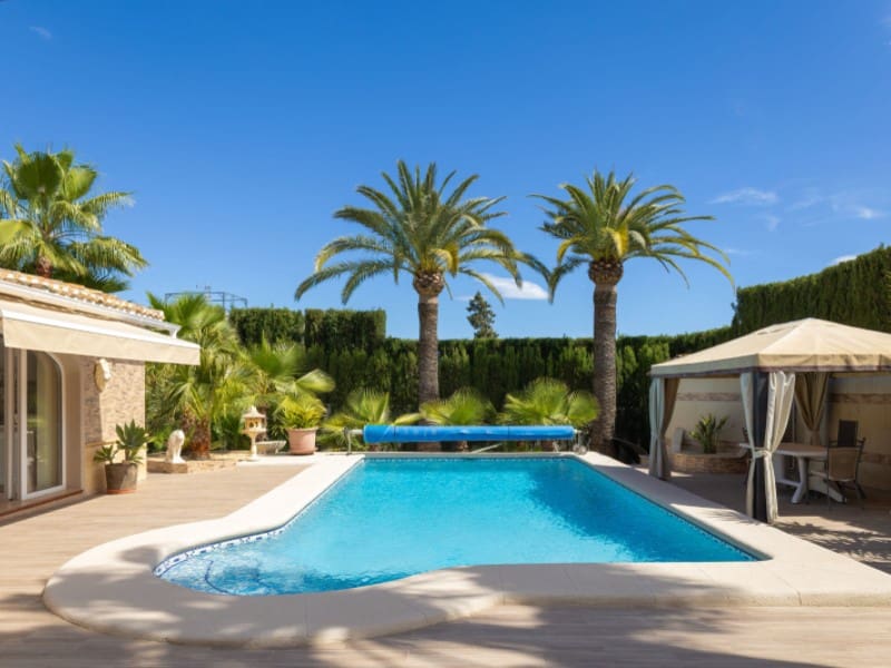 4 makuuhuone Huvila myytävänä paikassa Javea / Xabia mukana uima-altaan 
autotalli - 699 000 € (Ref: 8986270)