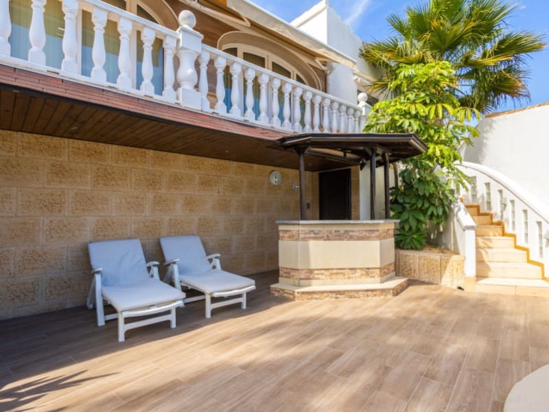 4 makuuhuone Huvila myytävänä paikassa Javea / Xabia mukana uima-altaan 
autotalli - 699 000 € (Ref: 8986270)