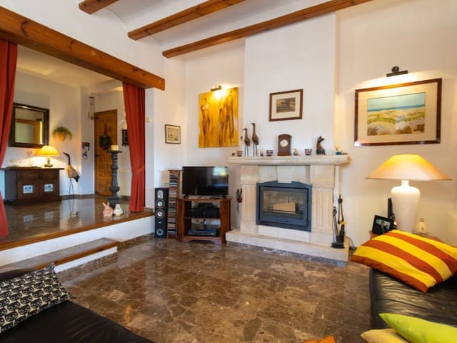 4 soveværelse Villa til salg i Partides comunes - Adsubia, Javea / Xàbia med swimmingpool garage - € 749.000 (Ref: 8986272)