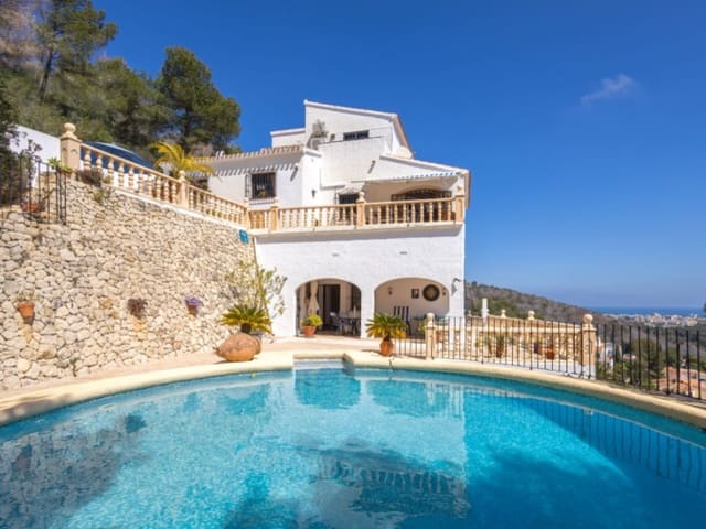 4 soveværelse Villa til salg i Partides comunes - Adsubia, Javea / Xàbia med swimmingpool garage - € 749.000 (Ref: 8986272)