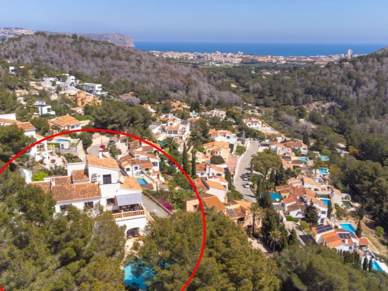 4 soveværelse Villa til salg i Javea / Xabia med swimmingpool garage - € 749.000 (Ref: 8986272)