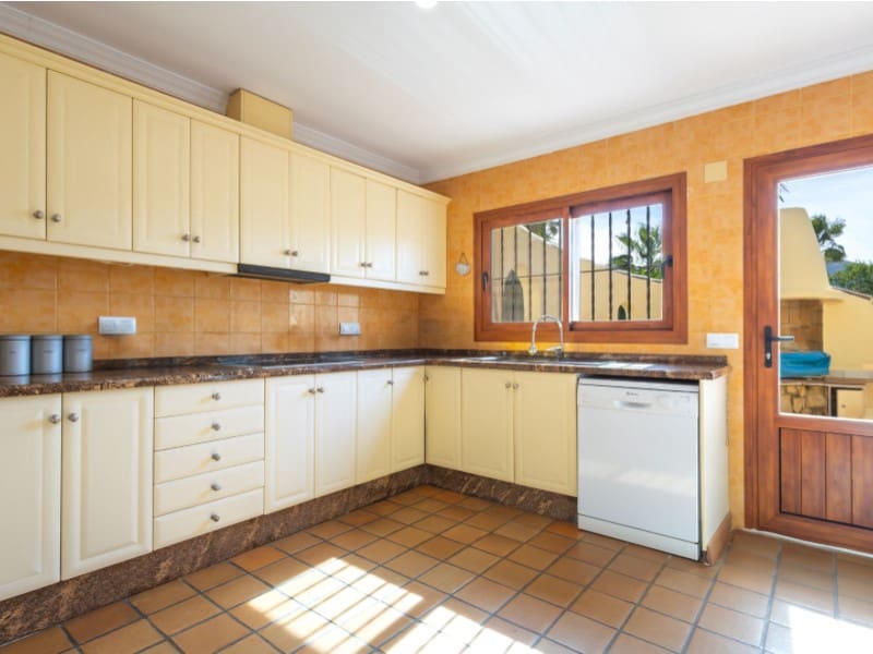 5 soveværelse Villa til salg i Javea / Xabia med swimmingpool garage - € 760.000 (Ref: 8986282)