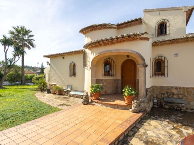 5 soveværelse Villa til salg i Partides comunes - Adsubia, Javea / Xàbia med swimmingpool garage - € 760.000 (Ref: 8986282)