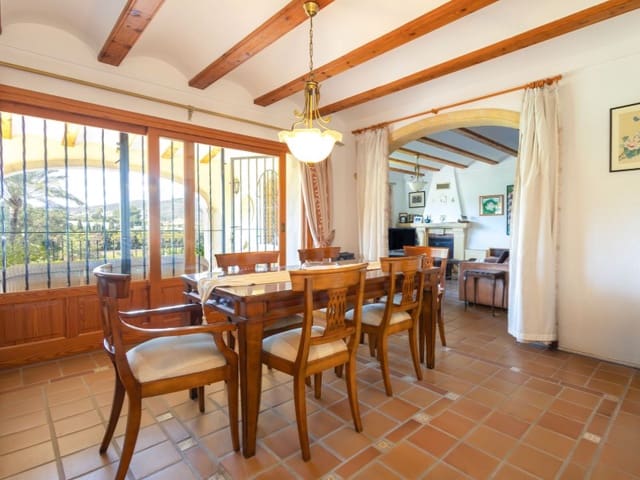 5 soveværelse Villa til salg i Partides comunes - Adsubia, Javea / Xàbia med swimmingpool garage - € 760.000 (Ref: 8986282)