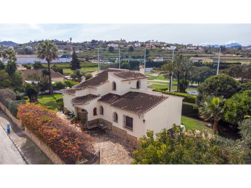 5 soveværelse Villa til salg i Javea / Xabia med swimmingpool garage - € 760.000 (Ref: 8986282)