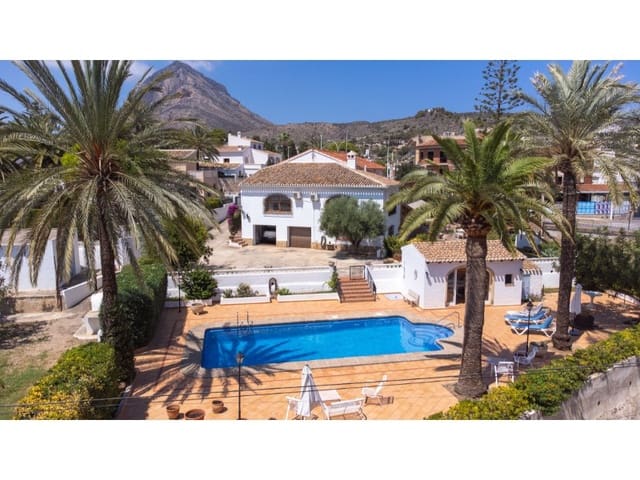 6 chambre Villa/Maison à vendre à Centro ciudad, Javea / Xàbia avec piscine garage - 950 000 € (Ref: 8986300)
