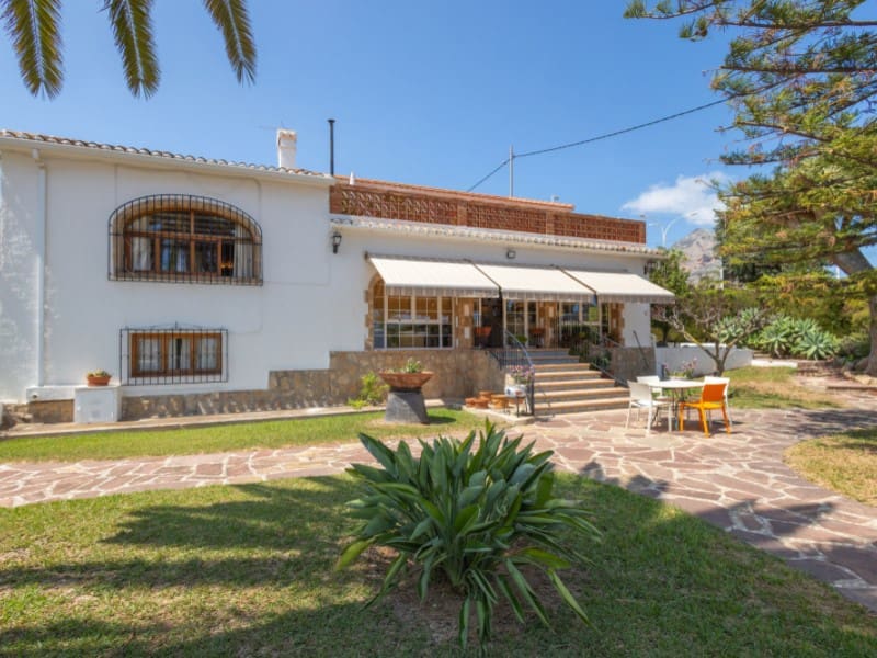 6 chambre Villa/Maison à vendre à Javea / Xabia avec piscine garage - 950 000 € (Ref: 8986300)