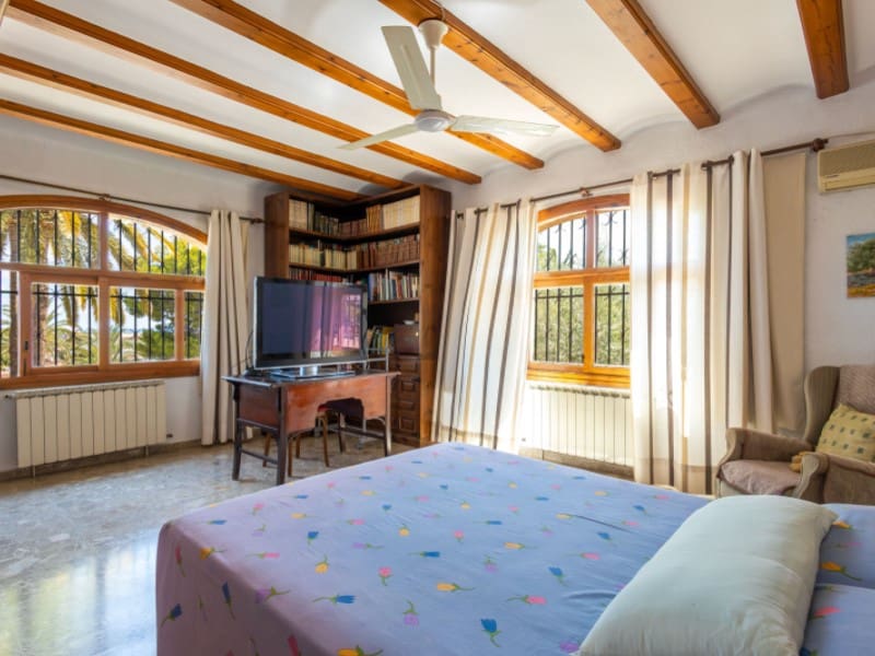 6 chambre Villa/Maison à vendre à Javea / Xabia avec piscine garage - 950 000 € (Ref: 8986300)