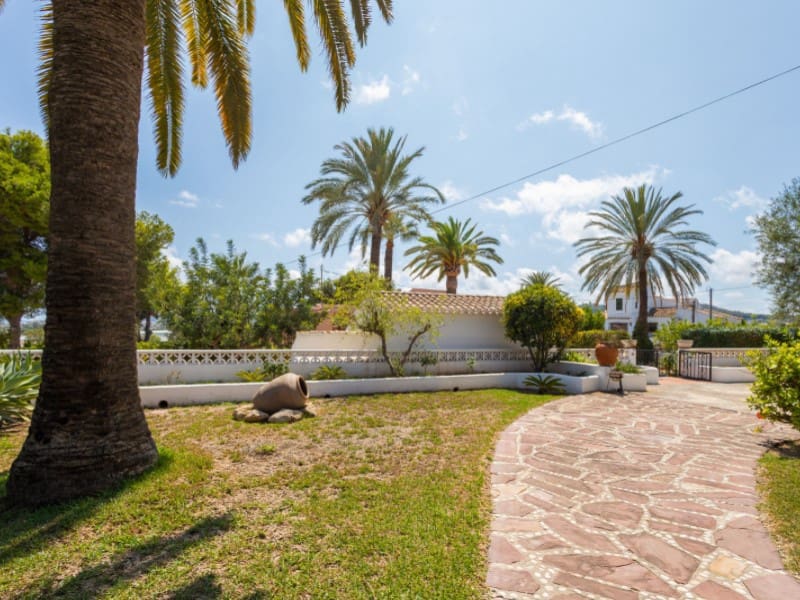 6 chambre Villa/Maison à vendre à Javea / Xabia avec piscine garage - 950 000 € (Ref: 8986300)