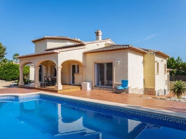 3 soveværelse Villa til salg i Partides comunes - Adsubia, Javea / Xàbia med swimmingpool - € 699.000 (Ref: 8992469)