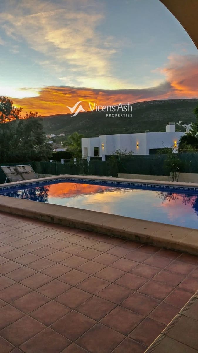 3 quarto Moradia para venda em Javea / Xabia - 699 000 € (Ref: 8992469)