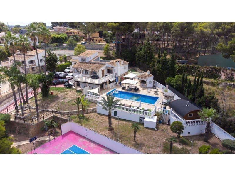 6 bedroom Villa for sale in Javea / Xabia with pool - € 995,000 (Ref: 9006260)