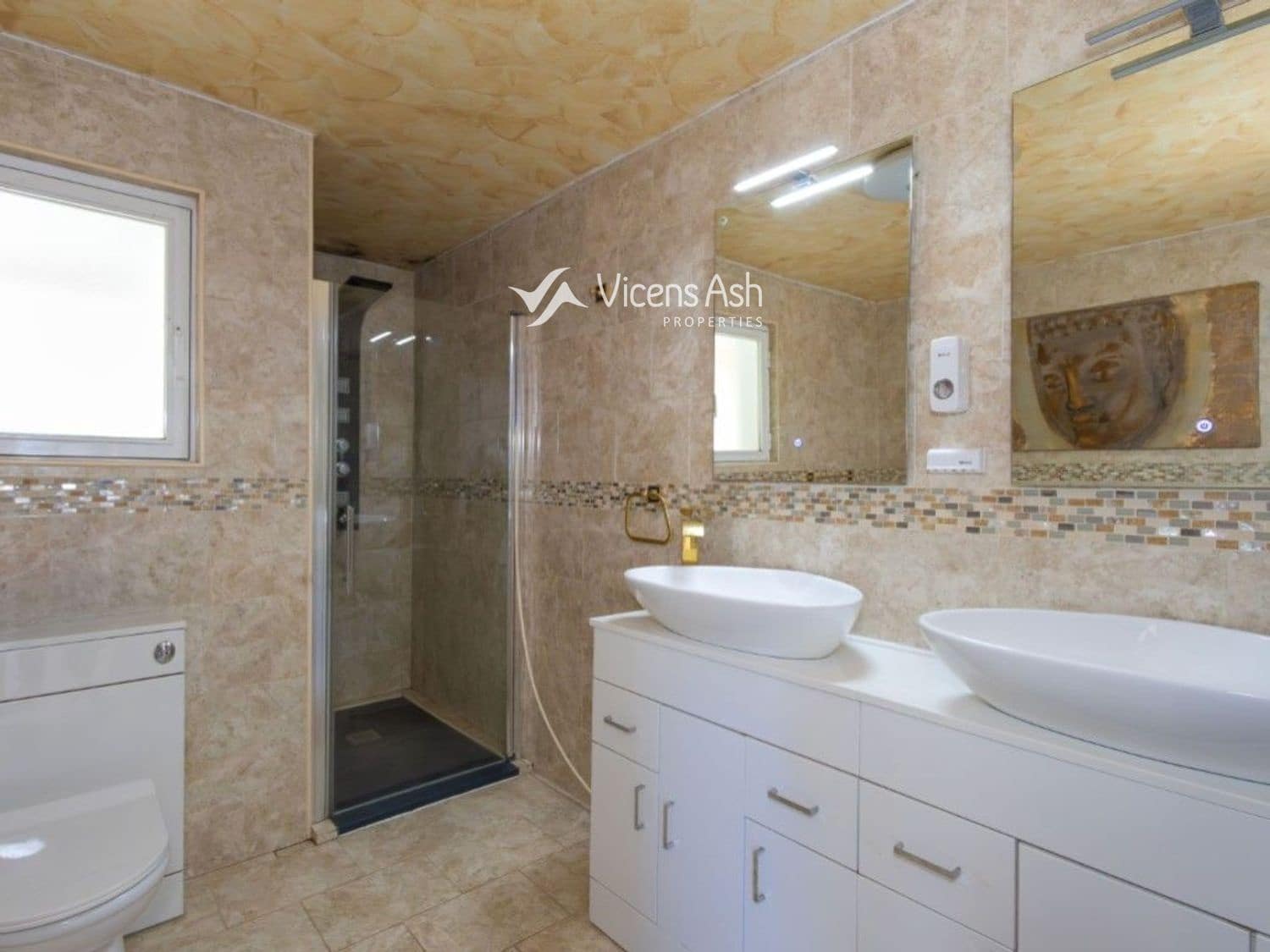 Chalet de 6 habitaciones en Javea / Xàbia en venta con piscina - 995.000 € (Ref: 9006260)