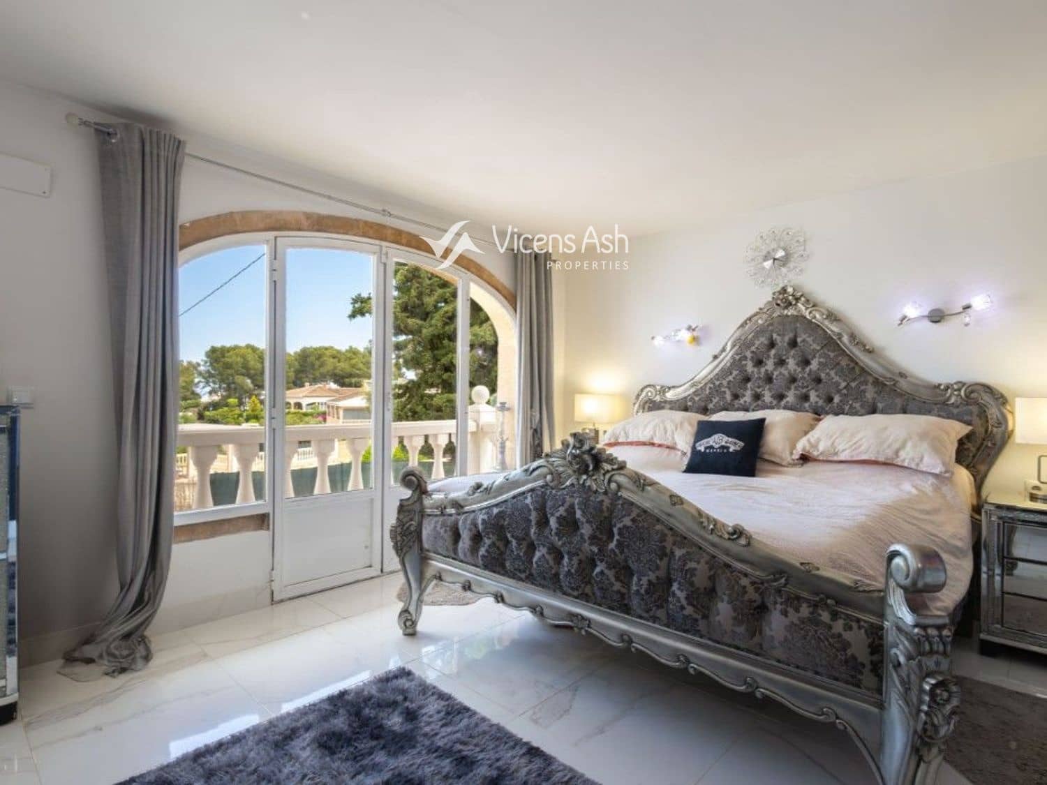 Chalet de 6 habitaciones en Javea / Xàbia en venta con piscina - 995.000 € (Ref: 9006260)