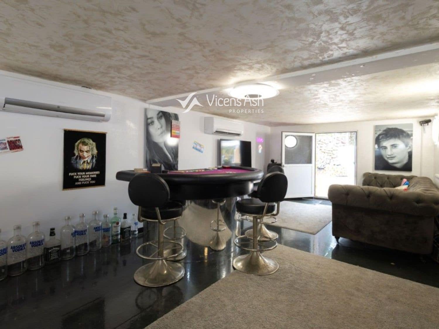 Chalet de 6 habitaciones en Javea / Xàbia en venta con piscina - 995.000 € (Ref: 9006260)