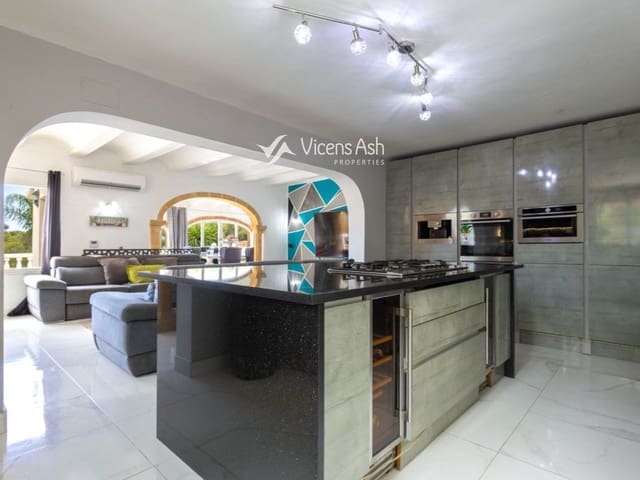 6 quarto Moradia para venda em Cap Martí - El Tossalet - Pinomar, Javea / Xàbia com piscina - 995 000 € (Ref: 9006260)
