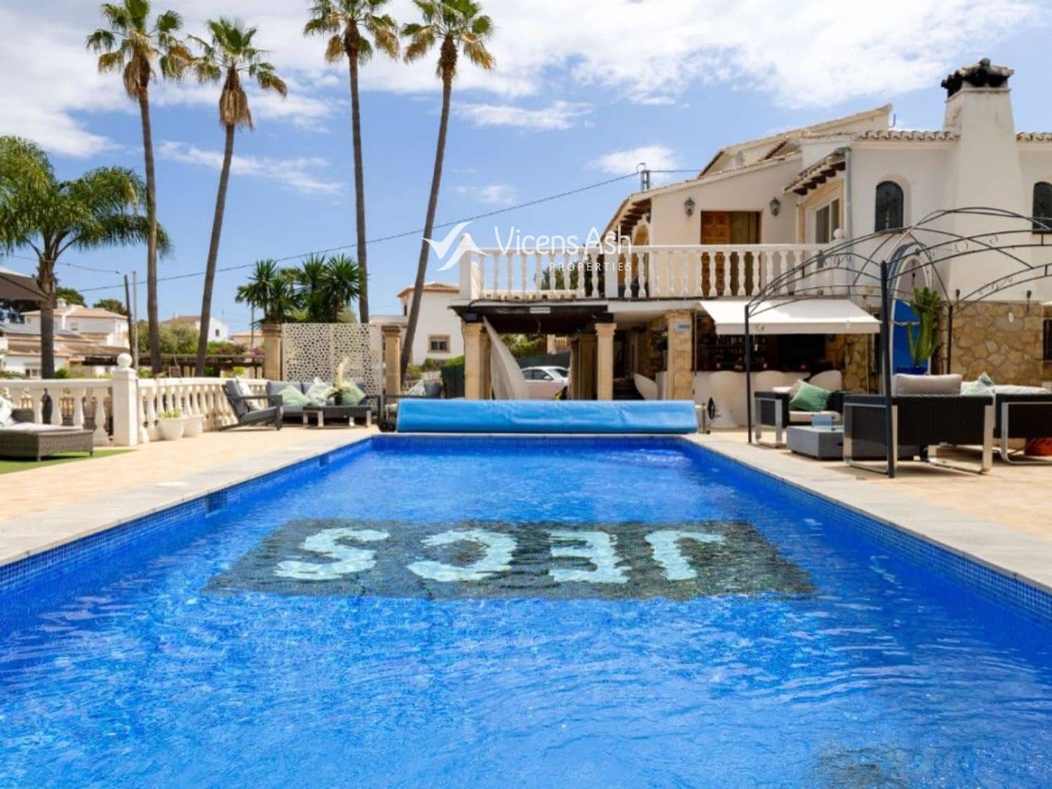 Chalet de 6 habitaciones en Javea / Xàbia en venta con piscina - 995.000 € (Ref: 9006260)