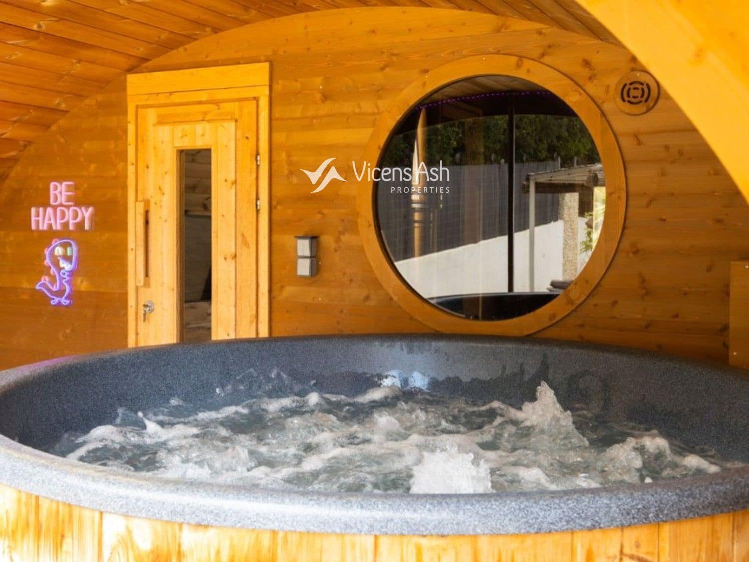 Chalet de 6 habitaciones en Javea / Xàbia en venta con piscina - 995.000 € (Ref: 9006260)